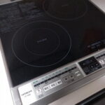 オール電化と省エネ
火災や換気(不完全燃焼等)のリスクをできるだけ少なくできるよう「オール電化」にしました。夜間電力活用の電気温水器とIHクッキングヒーターを設置してあります。火力もゆとりの3KWと2KWです。もちろんすべて照明はLED(室内灯は調色・調光)